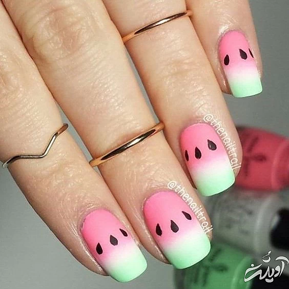 مدل ناخن شب یلدا ساده و زیبا